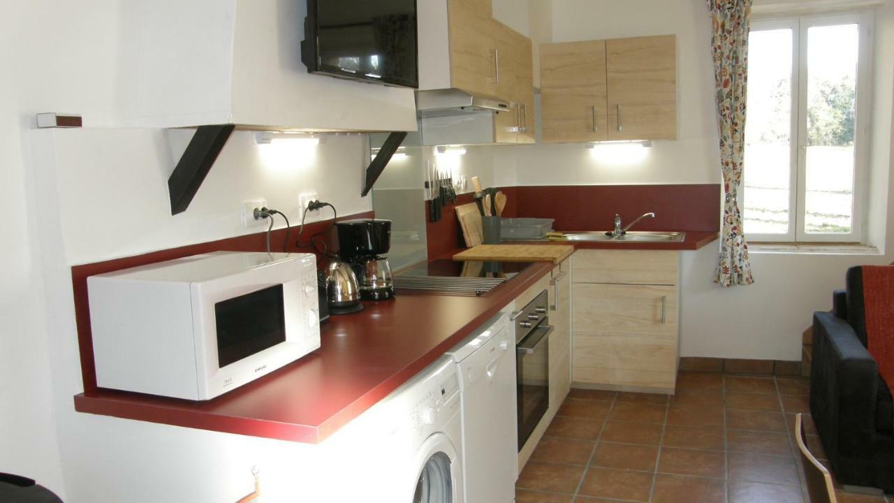 Gite Du Gardien Saint-Martin-de-Crau Esterno foto